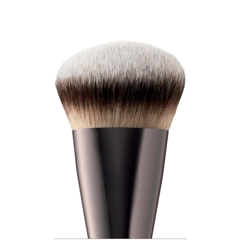 Delilah Full Coverage Foundation Brush Complexion Brush